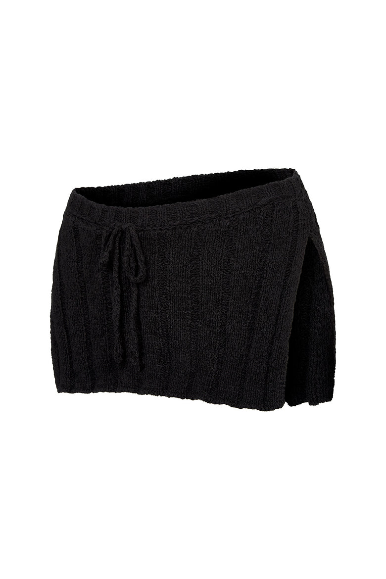 yasmeen split mini skirt in black