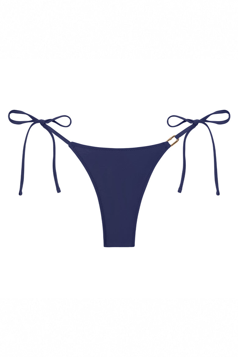 lock praia bottom in storm