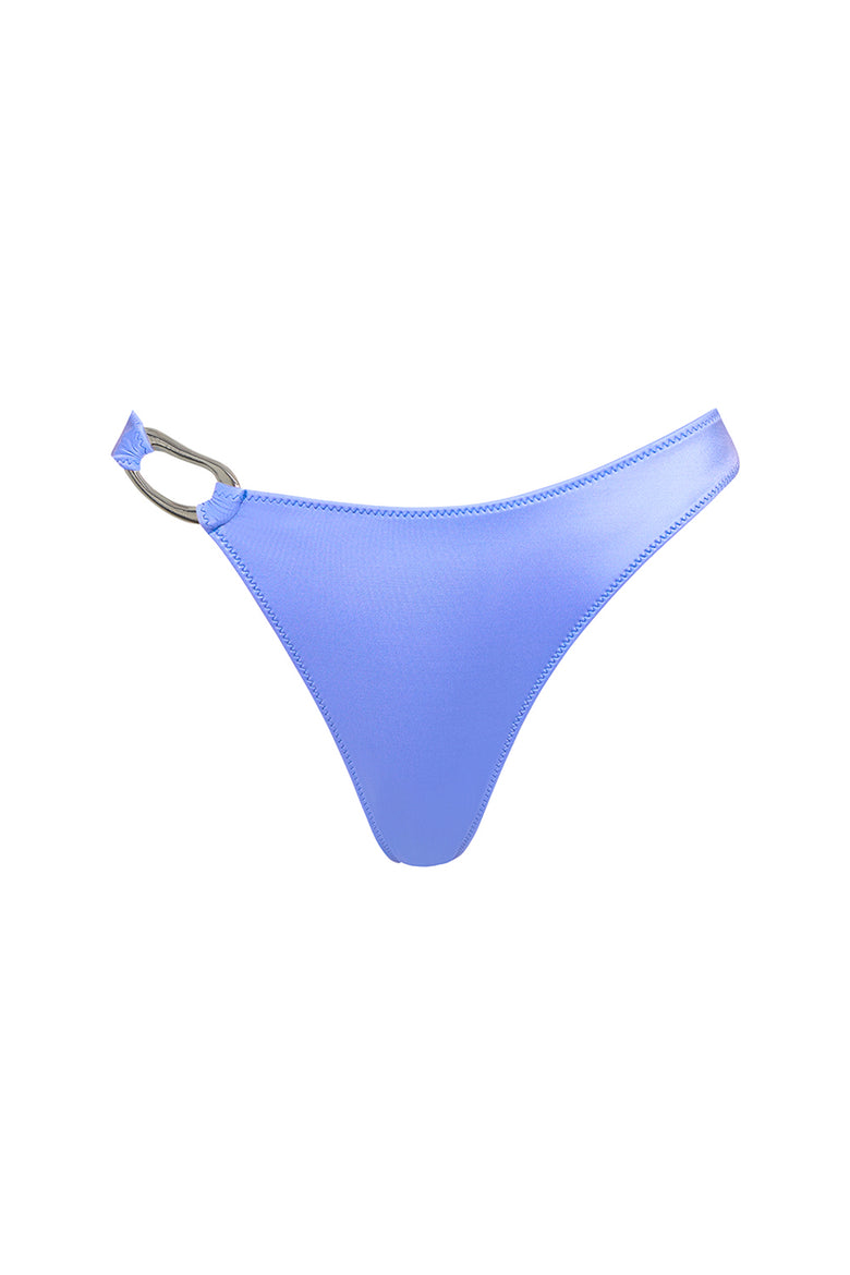 ona curve bottom in sky